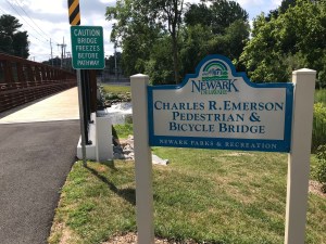 photo of sign at the foot of the bridge